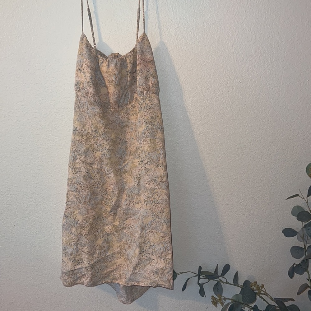H&M open back summer dress - Picture 3 of 6
